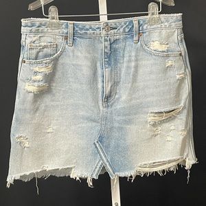 Abercrombie and Fitch size 14 sexy distressed jean skirt